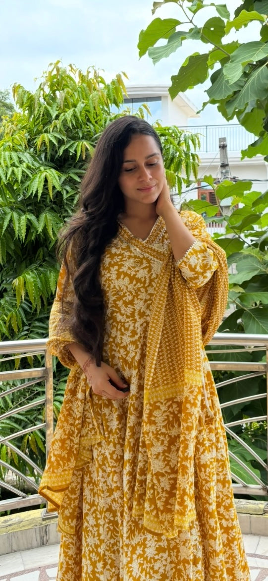Sunshine Bloom Handblock Anarkali Set š