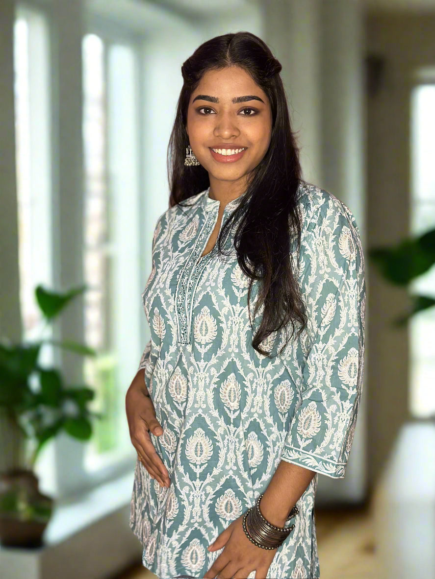 ❄️ Aqua Blue Ikat Printed Short Kurti