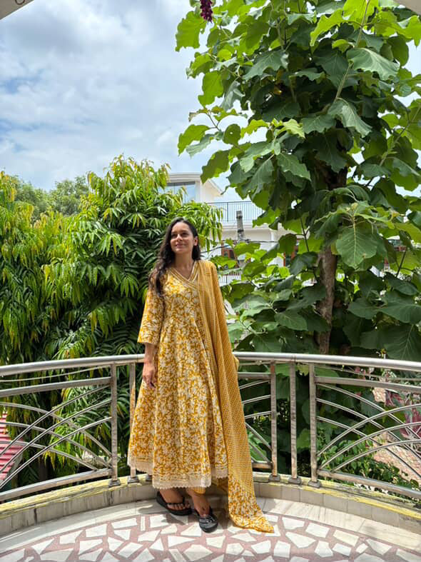 Sunshine Bloom Handblock Anarkali Set š