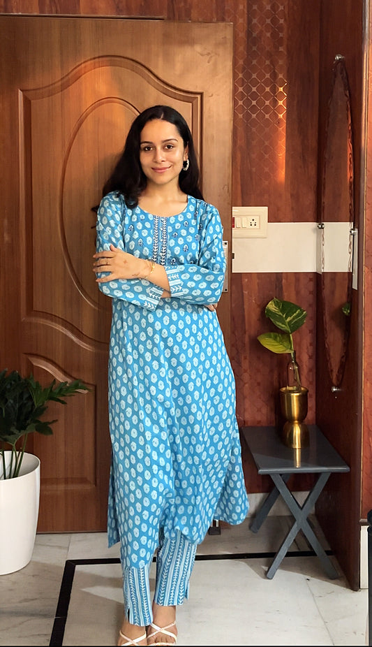 Blue Blossom Handblock Kurti – Breezy Comfort Meets Timeless Charm