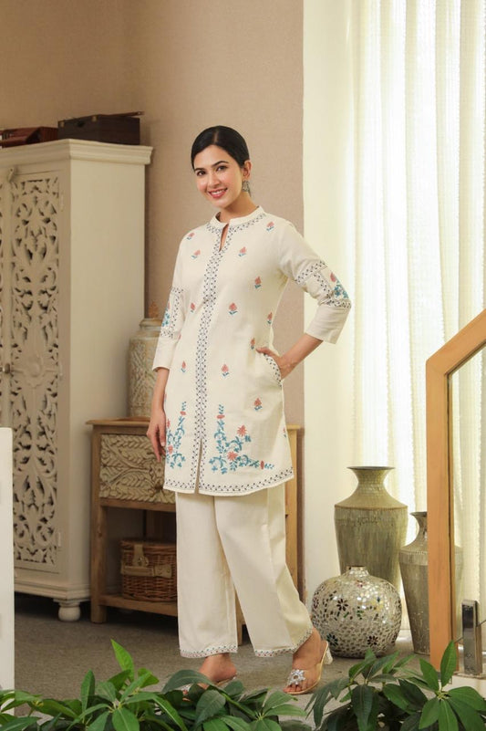 Noor Floral Hand-Embroidered Co-Ord Set 🦢