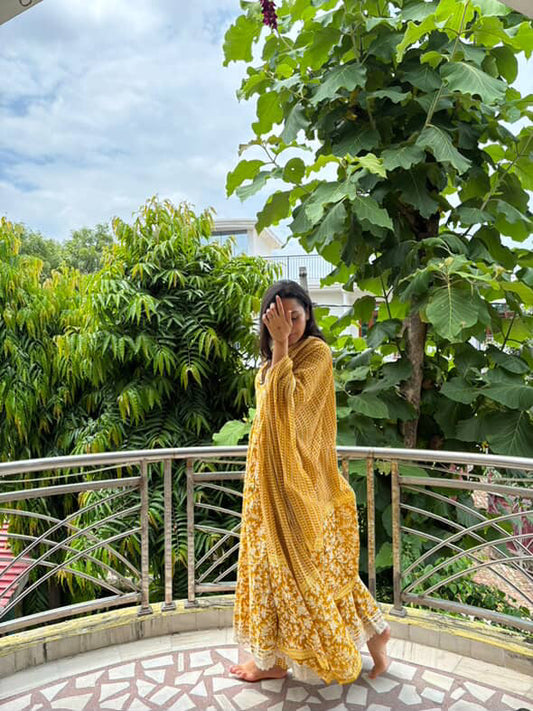 Sunshine Bloom Handblock Anarkali Set 🔆